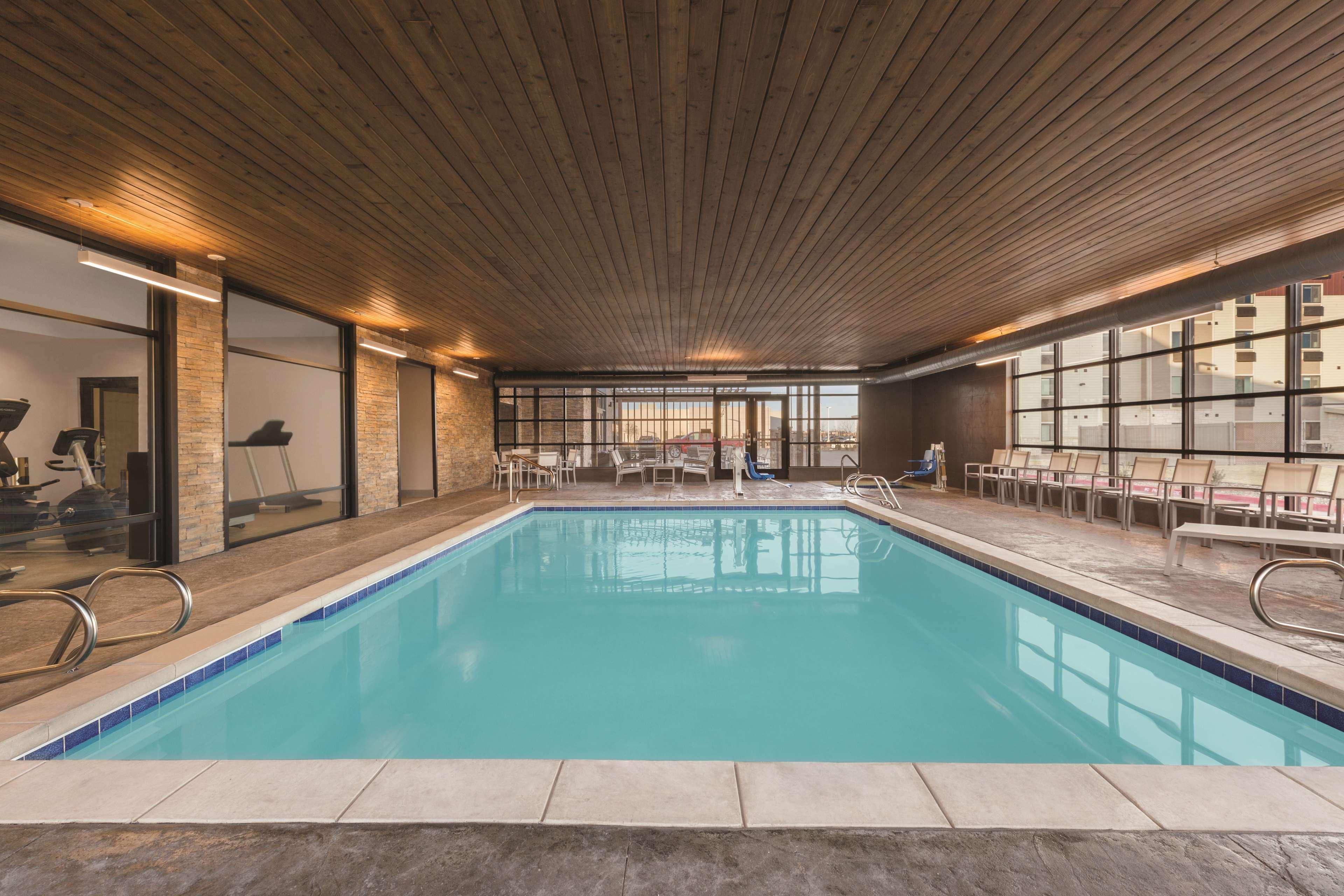 Country Inn & Suites By Radisson, Lubbock Southwest, Tx Buitenkant foto