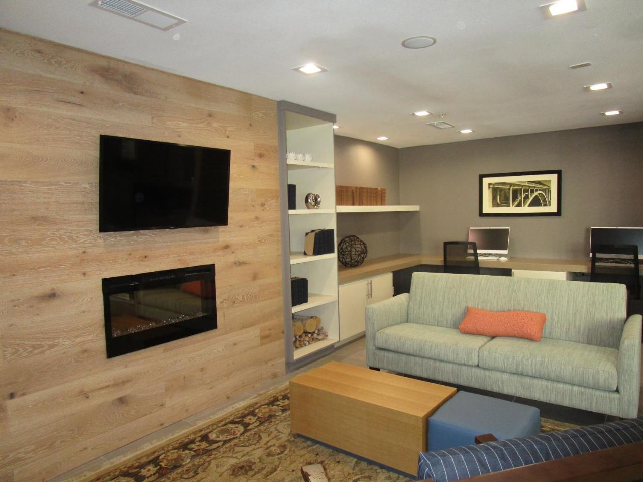 Country Inn & Suites By Radisson, Lubbock Southwest, Tx Buitenkant foto